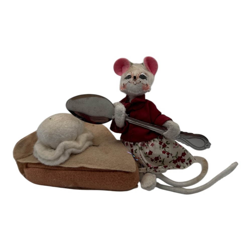 Annalee Pie A La Mode Mouse Figurine 5" 2012 EUC